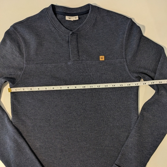 tentree Long Sleeve Waffle Henley Shirt | Heathered Blue | Small | EUC - Picture 9 of 13